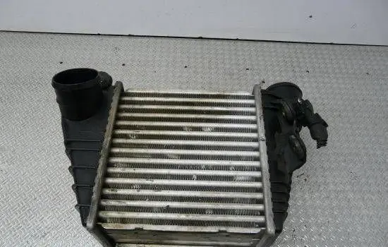 Seat Leon (1M) Intercooler radiator 96847 8961 2021W6
