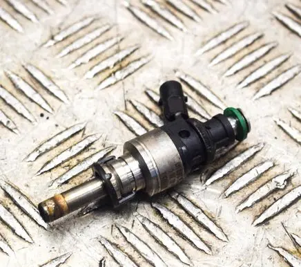 Audi A5 Sportback 8TA Fuel injector 06E036P 104390520