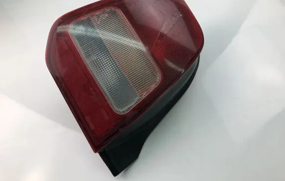 Mitsubishi Colt Tailgate rear/tail lights