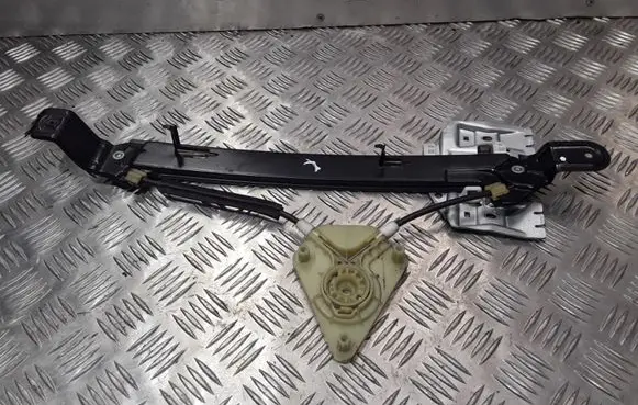 Seat Leon (1P) Rear window lifting mechanism without motor 983245101