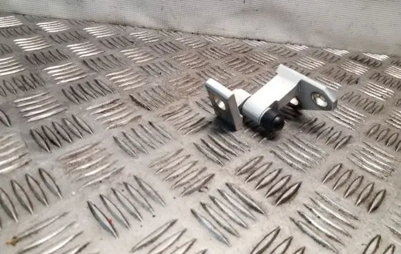 Rear door upper hinge