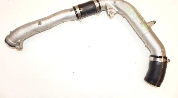 Intercooler hose/pipe