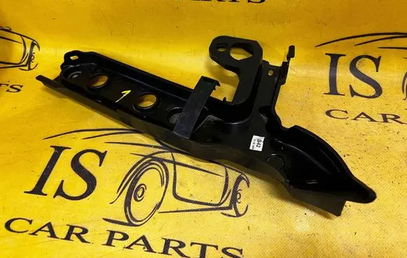 Dacia Sandero III Other exterior part 242961746R