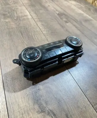 Mercedes-Benz GL X164 Climate control unit A2518204189 5HB96491524 A2518700189