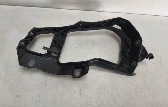 Volkswagen Touareg II Headlight/headlamp mounting bracket 7P6806510