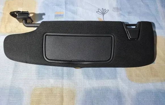 Ford Mustang VI Sun visor