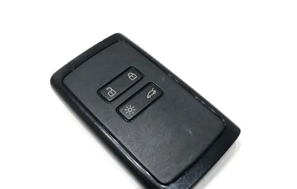 Dacia Duster II Ignition key/card 