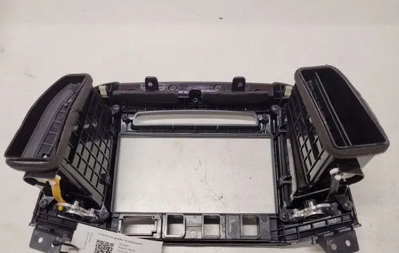 Hyundai Santa Fe Dash center air vent grill 974202B900