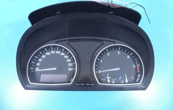 BMW X3 E83 Speedometer (instrument cluster) 1024630-21 IMPRK1310249