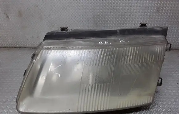 Volkswagen PASSAT B5 Headlight/headlamp