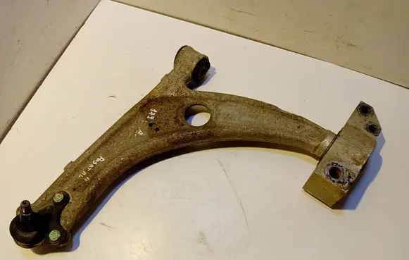 Volkswagen PASSAT B6 Front control arm 30691