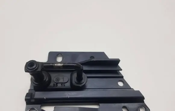 Audi A4 S4 B9 Engine bonnet/hood lock/latch loop/hook 8W0823186E