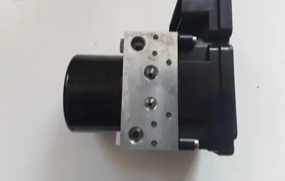 Volvo XC60 ABS Pump 10061935511