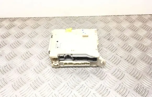 Lexus IS 220D-250-350 Fuse box set 8267253060 82730530560 7B260361