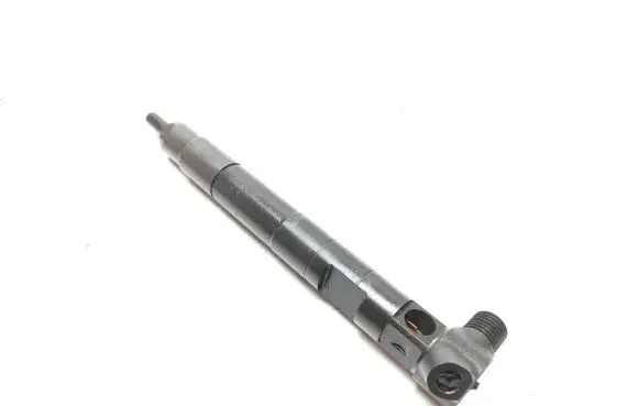 Mercedes-Benz E W212 Fuel injector A6510702887