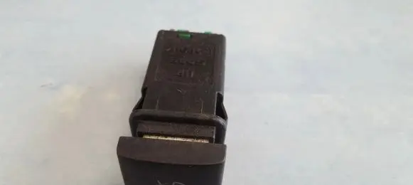 Saab 900 Fog light switch 4409223