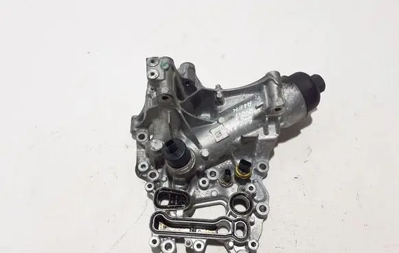 Mercedes-Benz GLC C253 Oil filter mounting bracket A6541805700