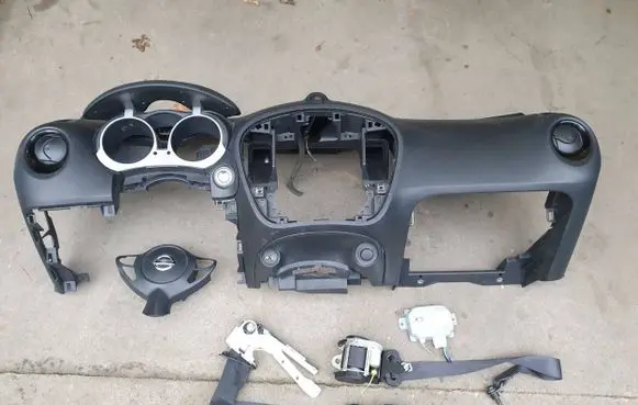 Nissan Juke I F15 Airbag set 
