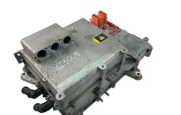 Volvo XC40 Voltage converter inverter 32362862