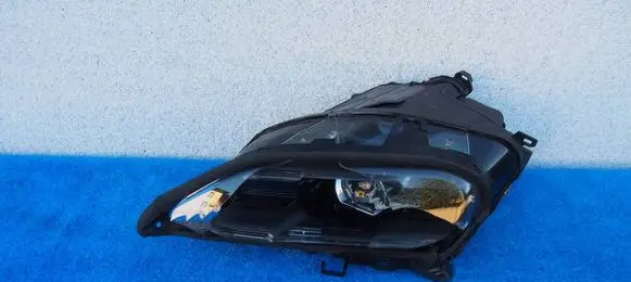 Porsche Taycan 9J1 Headlight/headlamp 9J1941031AD