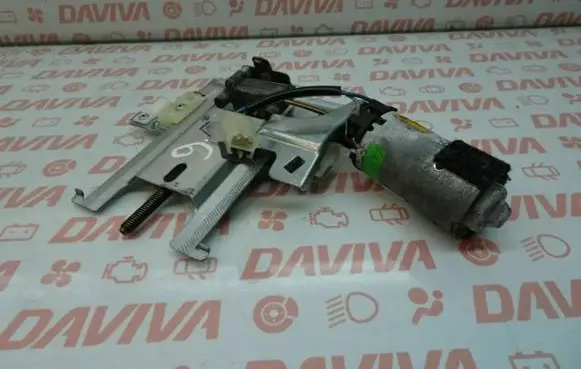 BMW 7 E65 E66 Seat adjustment motor 8352201