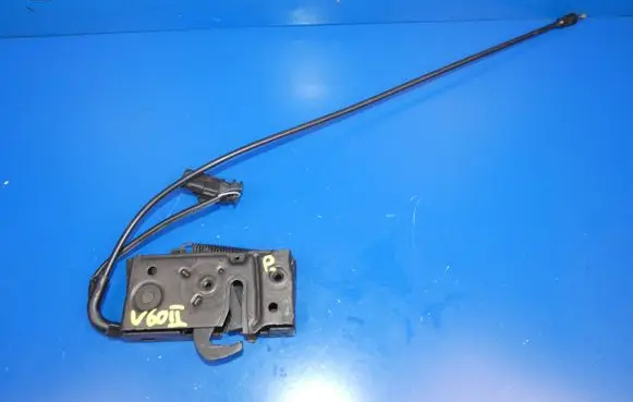 Volvo V60 Engine bonnet/hood lock/catch 