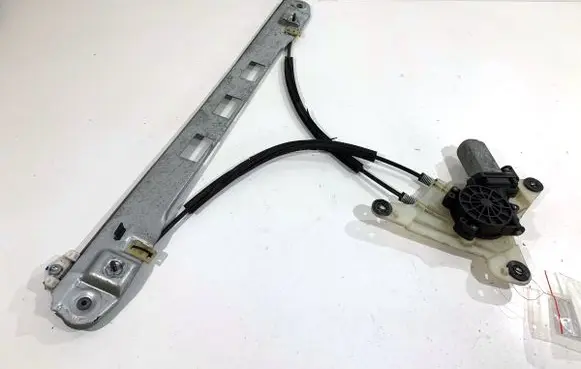 Renault Master III Front door window regulator with motor 