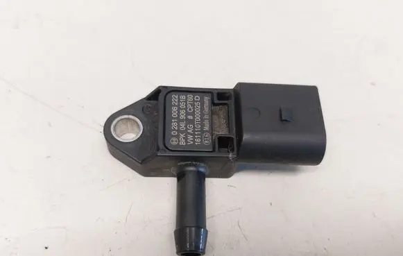 Volkswagen Tiguan Turbo air boost pressure sensor 04L906051B 0281006222