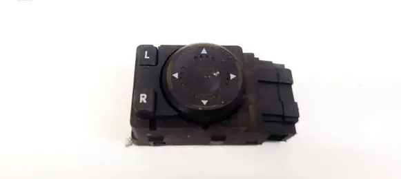 Volkswagen PASSAT B5 Wing mirror switch 3B1959565B