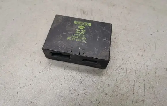 Nissan Micra Door central lock control unit/module 284506F604