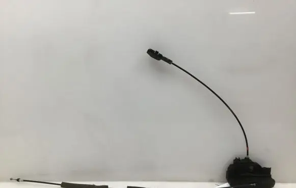 Nissan Note (E11) Front door lock 