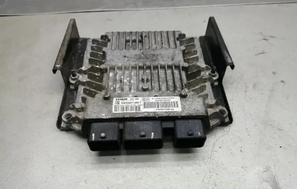Citroen C3 Engine control unit/module 9647568180 SW9647568180 9651399580