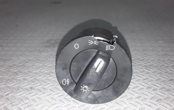 Volkswagen PASSAT B6 Light switch 1K0941431AH