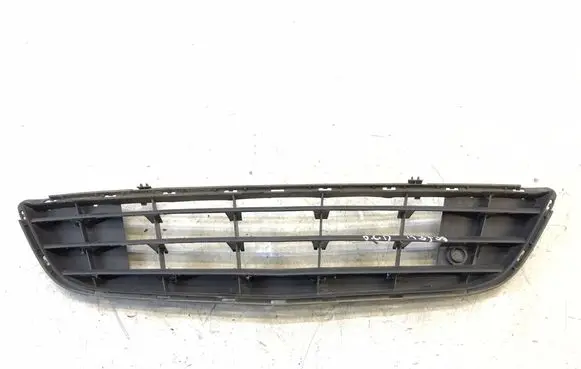 Opel Corsa D Front bumper lower grill 13179958 K3735