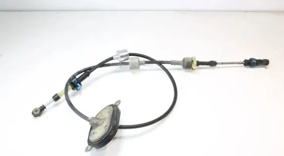 Opel Mokka Gear shift cable linkage