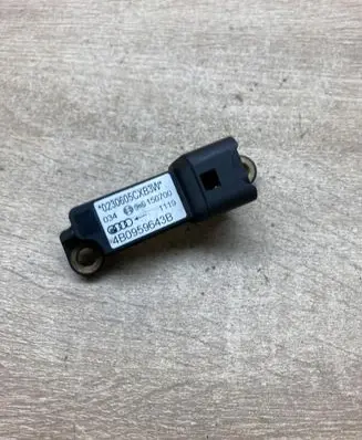 Audi A6 S6 C5 4B Airbag deployment crash/impact sensor 4B0959643B