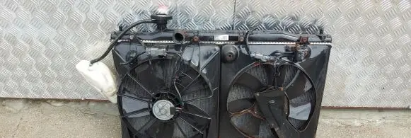 Honda CR-V Coolant radiator