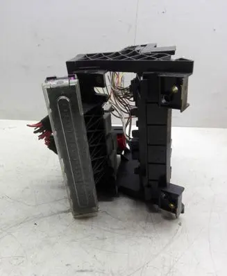 Volkswagen Sharan Fuse module 7M4937499