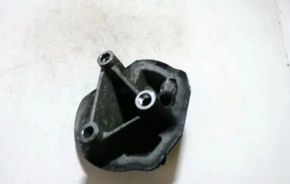Peugeot 307 Engine mounting bracket 96385570 96385580