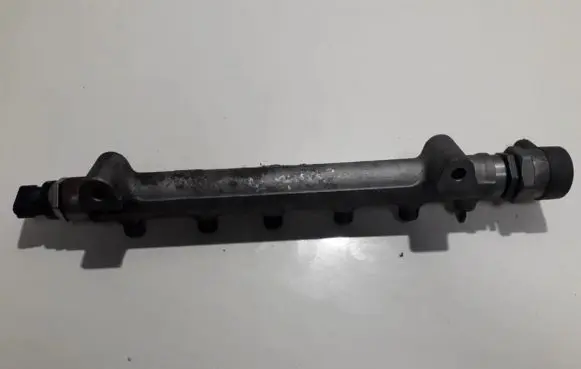 Hyundai Santa Fe Fuel main line pipe 0445214085 31400-27400