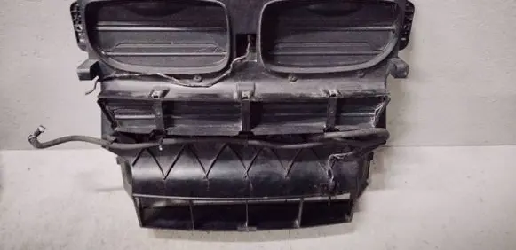 BMW X6 E71 Intercooler air guide/duct channel 7195273 D8SS00 RAD10834110