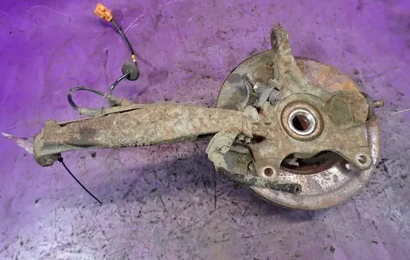 Honda Civic Front wheel hub spindle knuckle