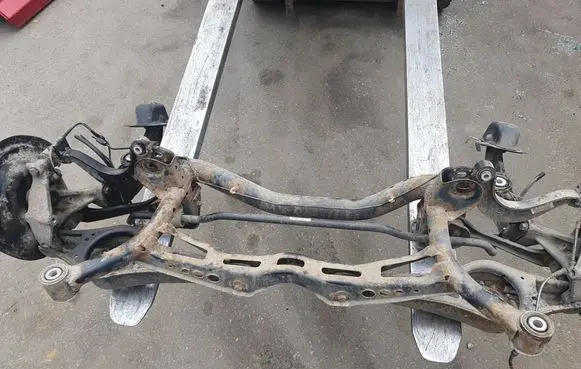 Volkswagen PASSAT B7 Rear subframe 3C0505235AC