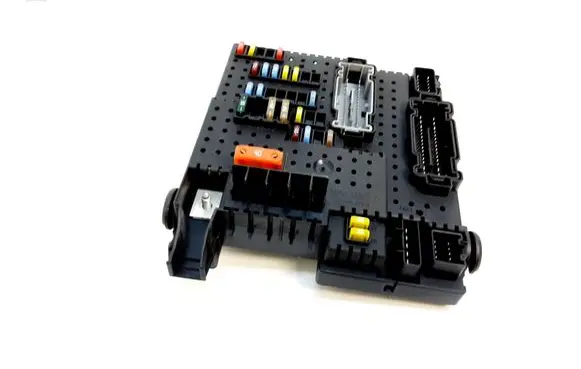 Volvo XC90 Fuse module 30786646