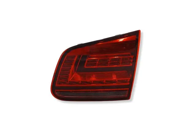 Volkswagen Tiguan Tailgate rear/tail lights 5N0945308