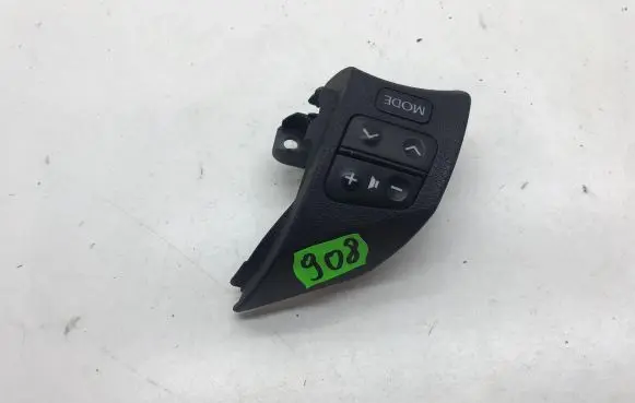Lexus IS 220D-250-350 Steering wheel buttons/switches 75B458