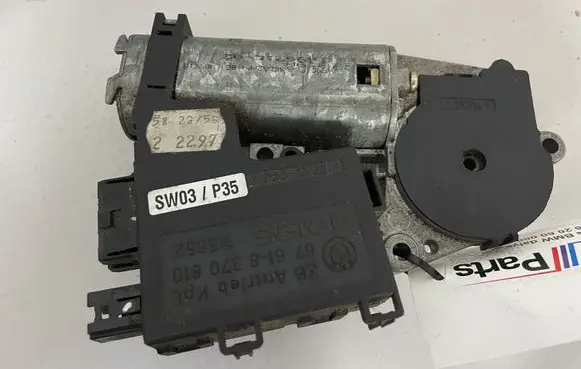 BMW 5 E39 Sunroof control unit/module 8370810