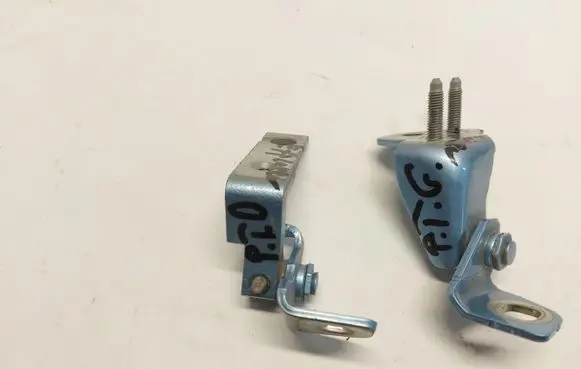 Ford Explorer Rear door hinge set 