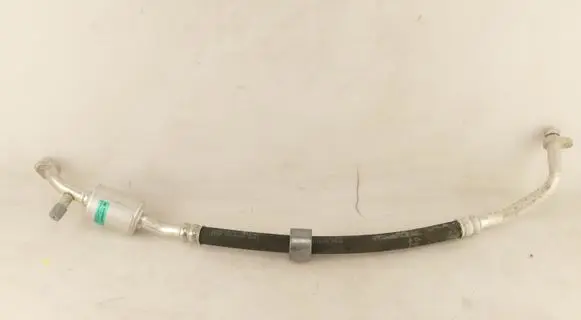 Dacia Sandero Air conditioning (A/C) pipe/hose 924546917R