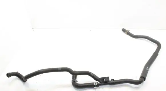 Toyota Avensis T270 Engine coolant pipe/hose